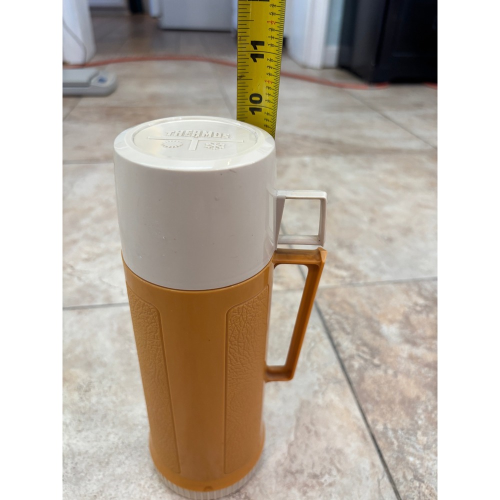 Vintage Thermos King-Seeley Vacuum Bottle Mustard Yellow 10.5" USA Made 22F 722